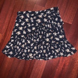 TOPSHOP Floral mini skirt